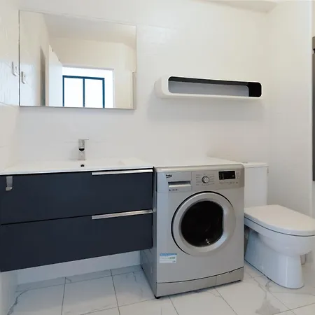 Cosy Flat Close To Notre Dame Cathedral *